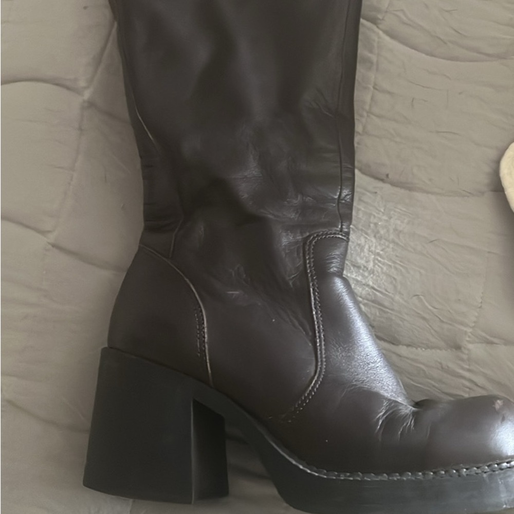 Y2k vintage Brown Leather Boots